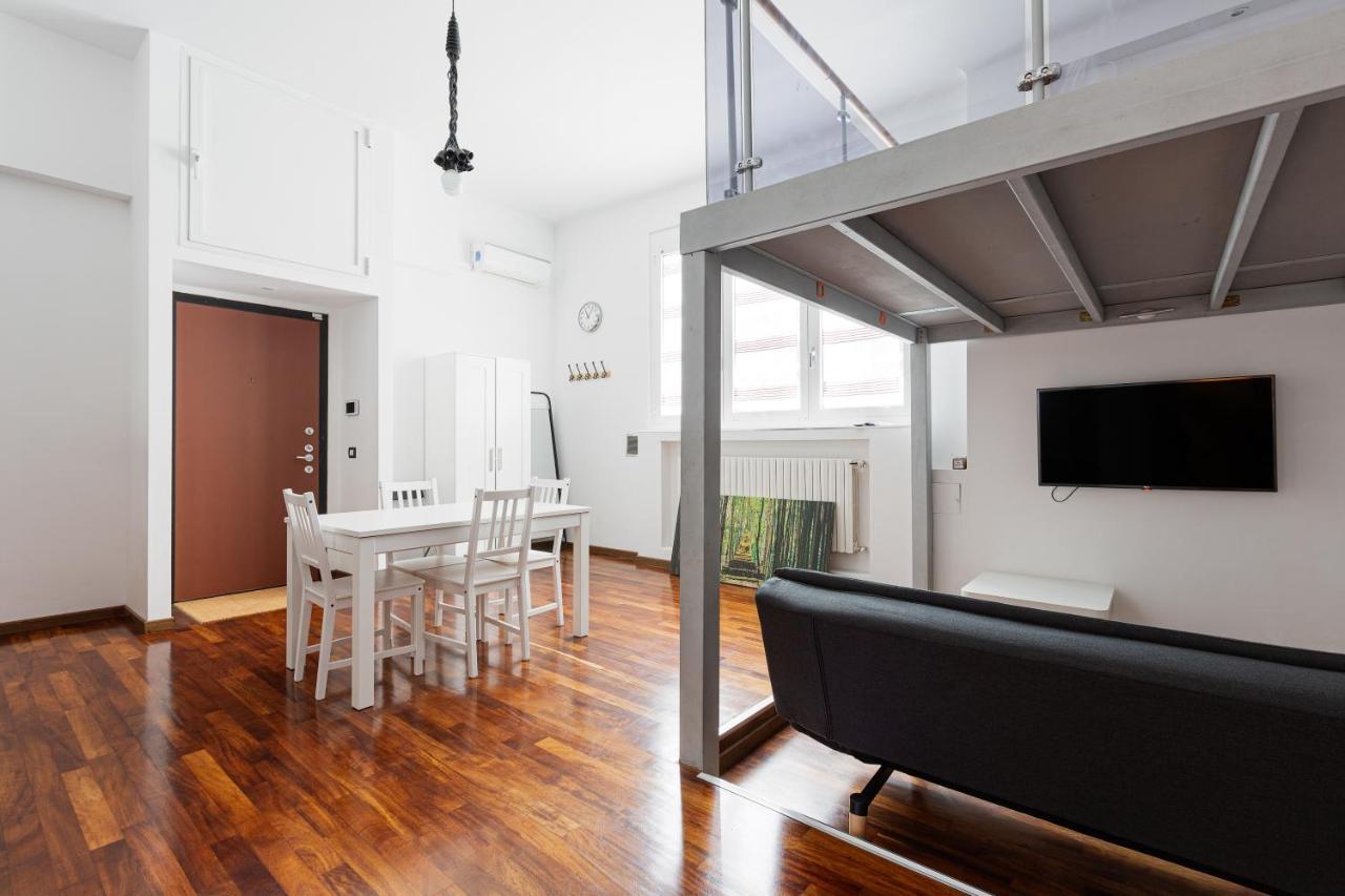 Guesthost - Cosy Apt Close To Piazza Insubria Milano Eksteriør billede